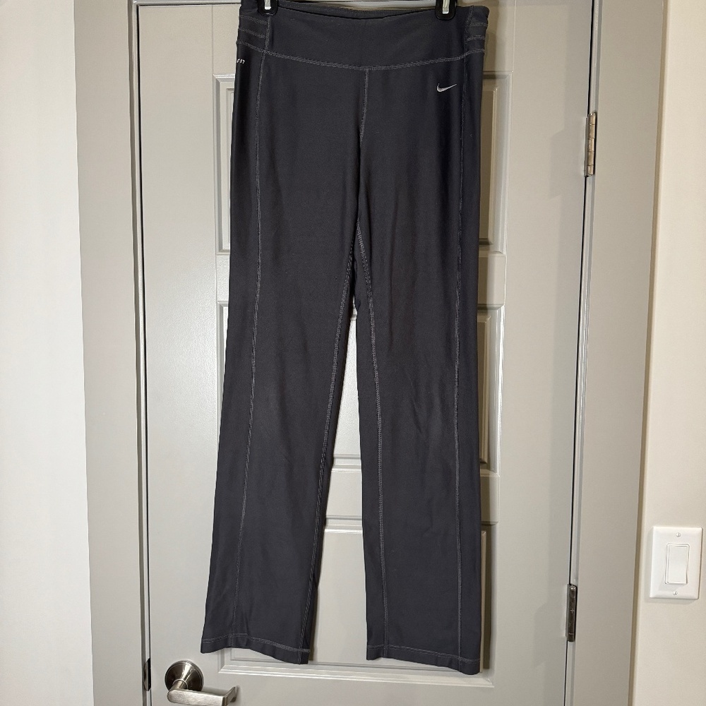 NIKE | Gray Bootcut Sweatpants